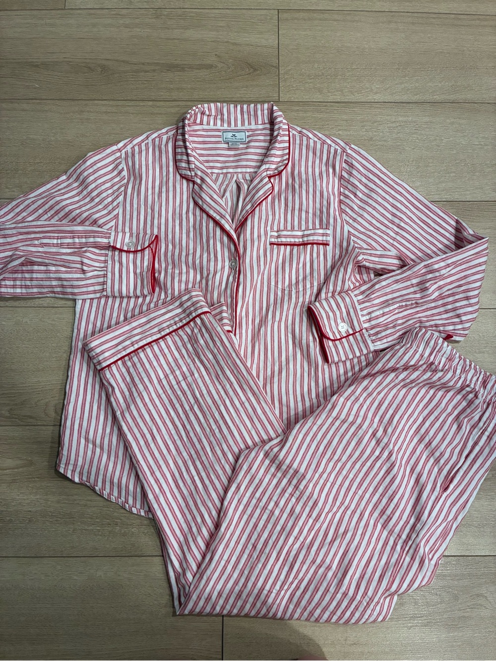 Petite Plume Women’s Two Piece Red Striped Cotton Pajama Set Size M